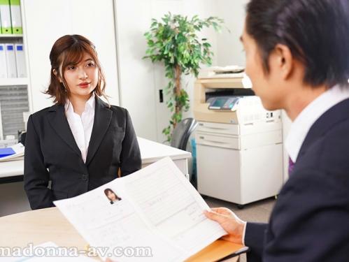 立場逆転の元ヤン禁断の復讐SEX！学生時代にいじめたれた元ヤンキー巨乳人妻が来たので復讐いいなりNTRセックス調教！