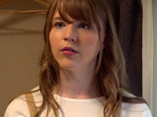 割れ目に食い込ませ悶えるマゾドM変態女！褌姿に興奮し愛液垂れ流し緊縛拘束され悶える訪日外国人金髪美女！