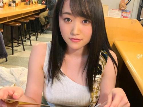 彼氏無し歴1年の欲求不満巨乳娘は手マンで喘ぎ悶え乱れ騎乗位セックスで連続絶頂！清楚系黒髪美少女マッチアプリナンパ！