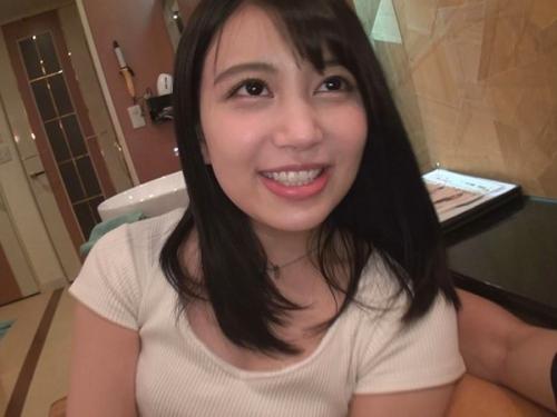 超美脚の長身娘が一人ぼっちで淋しい雰囲気だったので飲みに誘って即効濃厚エロセックス！
