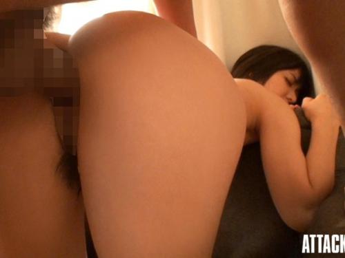 部屋に連れ込み徹底的に飲ませて泥酔させて激責めなし崩しエロセックス！激カワ女子大生をみんなで宅飲み誘ってヤリまくる！