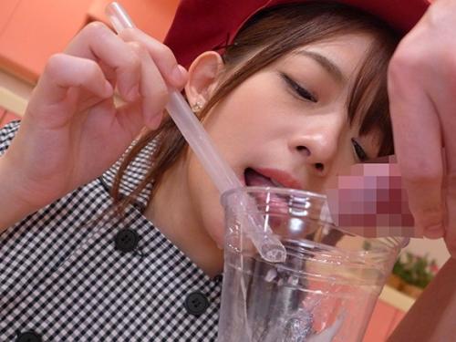 感謝の分だけゲロを吐き涙嗚咽胃液精液全て入り混じる！誰もやらない引退作は本物の問題作！