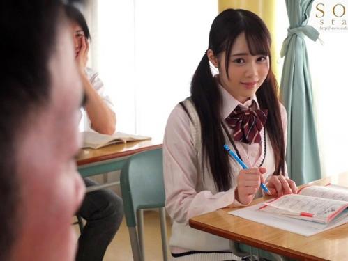 校舎内でサイレントセックス感じまくる変態淫乱エロ女子校生！押しの弱さ校内1の制服美少女JK優等生が声我慢イキ絶頂SEX！