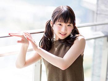 ロリ美少女///♥エッチやチューが大好きで敏感！恥ずかしがり屋で『どこ触って欲しいの？』と言葉責めされて興奮しちゃう///♥