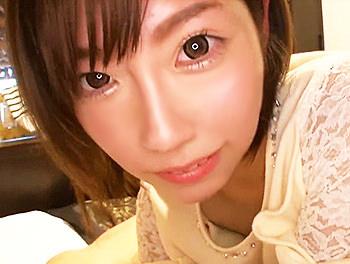芸能人級！奇跡の逸材♥1年かけてAV出演を口説いた美少女が超敏感！手マンだけでピクピク感じちゃう！/♥素人ナンパ