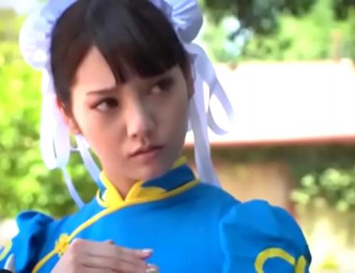 みずなれい｜スト２コスプレした美女が、黒人男にハメ犯されてしまう
