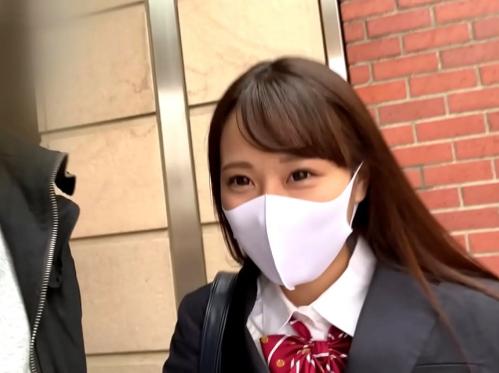 素人女子校生のパパ活｜中年オヤジにｈｏｔｅｌに連れ込まっれてハメ撮りSEX