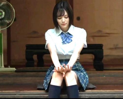 涼森れむ｜実家に帰ったら成長した長馴染み娘と汗だく濃厚SEXの毎日