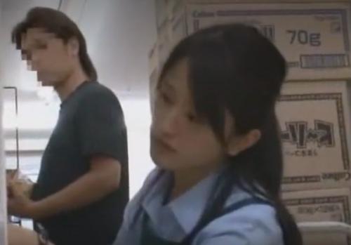 痴漢依頼 その４「スーパーマーケット女店員を痴漢してくれませんか」勤務中に犯す