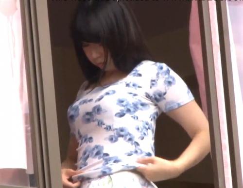 隠れ巨乳女子の着替えを見てしまった僕は、欲情が抑えきれずに、襲ってしまった。