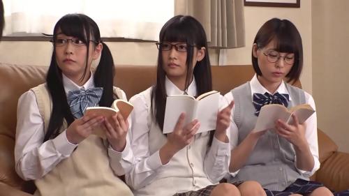 性に興味のあるむっちりJK三姉妹｜ちんぽを見て大興奮しちゃって近親ハーレムSEX