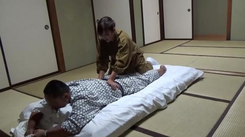 人妻マッサージ・口説いて寝取り｜温泉旅館で隠しカメラを設置し、仲居さんを犯してゆく一部始終を盗撮