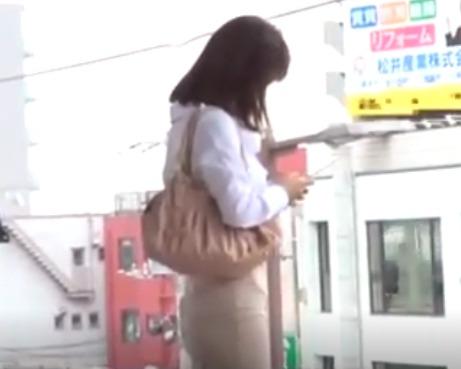 性犯罪×OL｜朝の通勤電車で粘着痴漢され、拒み切れず種付け強姦されてしまう