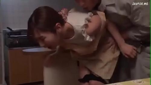 佐々木あき｜嫁の母親が魅力的過ぎて性欲がおさまらず、強引に後ろからハメ犯す