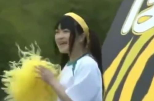 アウロリ運動会強姦｜体操服姿の幼いJC少女が青姦されて・・・