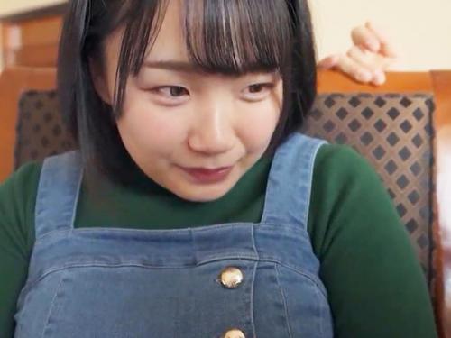 エッチなことに興味津々な女子さん！おちんちんが大好きすぎて破廉恥行為に夢中で腰フリ!!