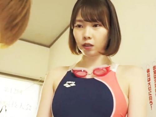 【アスリートｘ競泳水着】「見たでしょッ!!」オナニー見られた半ギレ女子高生さんロッカールームで肉棒扱いて強制射精ｗｗｗ