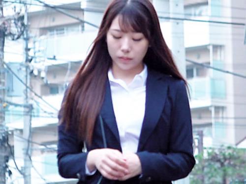 【眠剤ｘ輪姦】「先生なんでもするから♡」眠剤仕込まれた美人教育実習生！生徒の自宅でヤバい奴等に輪姦され涙目絶頂ｗｗｗ