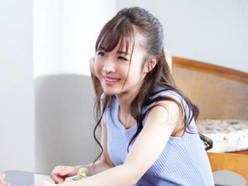 【人妻ｘ輪姦】「淫乱なんです♥」ヤバい奴に輪姦される美乳人妻さん！温泉旅行先で見知らぬ大学生に舐められ絶頂メスイキｗｗｗ