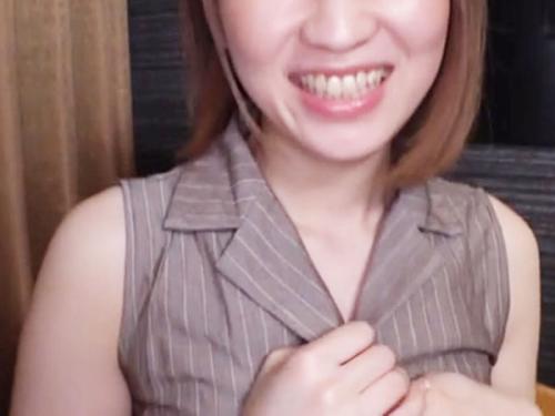 【人妻ｘ不倫】「声めっちゃかわいいね！」色白美肌の美人人妻！昼間から間男に色素の薄い乳首弄られ夫忘れて悶絶メスイキｗｗｗ