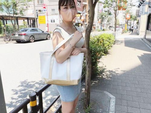 【素人ｘナンパ】フラれて傷心癒えぬ隠れ巨乳のポニテ女子！ナンパ師に連れていかれて電マで緩んだマンコにたっぷり中出し!!