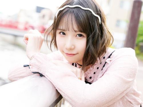 【痴女ｘＭ男】「興奮しちゃいますね♥」街で肉棒漁りする甘サド女子さんM男に甘い言葉を囁きながらスロー手コキで惑わすｗｗｗ