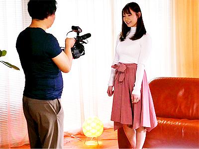【AVデビュー×原石】童顔なのにシュッとした激シコ美人なSSS級美少女がSEXになると淫乱卑猥な女の顔に！