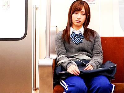 【JK×レイプ】電車内で変態鬼畜男に強制手マンされイラマチオされる美少女廃屋で強姦される！