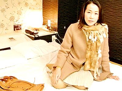 【人妻ナンパ】「息子におっぱい大きいって言われます♥」五十路の大阪のおばさんがホテルでパコられ女の顔にｗ