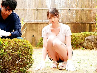 【兄嫁】おっぱい谷間胸チラ＆ミニスカパンチラで義弟に熱い視線送り旦那の近くで勃起チンコフェラして禁断SEXとかｗ