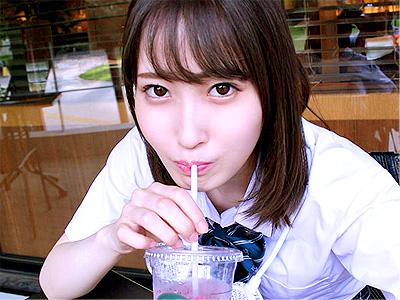 【JK×アプリ】マッチングアプリで出会ったオッサンとカフェデートからホテルでハメ撮り！大人チンポ挿入でメス顔の美少女！