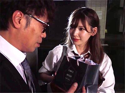 【教師×JK】「ねぇ、私の気持ち伝えじゃん！」アイドル級の生徒に告られても一線置く教師がしっかり誘惑に負ける！