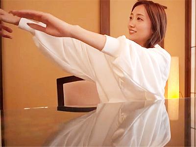 【ハメ旅行】「こっち来て♥」妻子持ちの男性と不倫温泉旅行へ！官能キス接吻からシャワーも浴びずNTR不貞ファック！