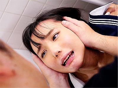 【JKレイプ】視聴注意案件：「イヤ...イヤ...」電車内で鬼畜男に痴漢後トイレで輪姦状態で追い打ち陵辱の激カワ美少女！