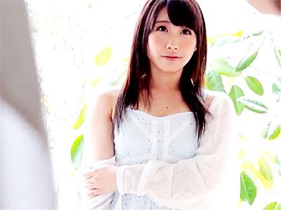 【AVデビュー】顔だけでヌケそうな激シコ美少女がAV処女作で全裸にされ照れまくりからのリアルファックでメス全開悶絶！