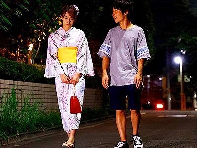 【NTR】「本当に家に行って大丈夫なの？」夏祭りの帰りにバイト先の後輩くんの家行ってSEXする彼氏と倦怠期の美少女！