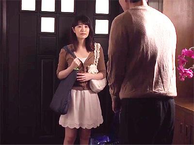 【人妻×NTR】「さ、荷物貸して」旦那とレス気味の美人主婦が義兄のチンコを全裸でハメられメス声上げて感じちゃう！