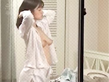 【盗撮】「あなた隠し撮りしてましたよね！」向かいの男に苦情に行くも勃起チンコで返り討ちの絶頂アクメ全開の女ｗ