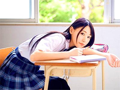 【JK×ビッチ】「Hして自信つけちゃお♥」ノート届けに行った同級生男子に誘惑キスしてベッドに誘いファックする美少女