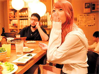 【ギャル×逆ナンパ】「一緒に飲んでいぃ？」素人男性2人をホテルにお持ち帰りして淫乱3Pセックスするビッチなヤリギャルｗ