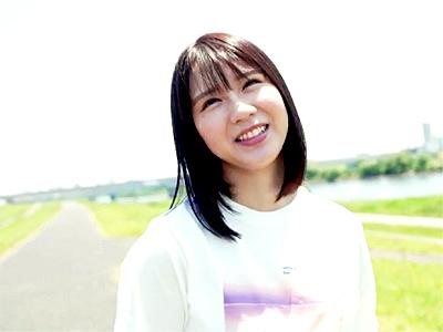 【ウブ×美少女】透明感抜群の清楚女の子、脱いだら激シコBODY！濃厚SEXでハメられると女の顔で喘ぎまくる！