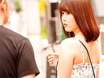 【人妻×脅迫】元カレに再会し昔のハメ撮り動画をネタに脅迫される美人若妻主婦！NTRピストンで快楽堕ちのガチアクメ！