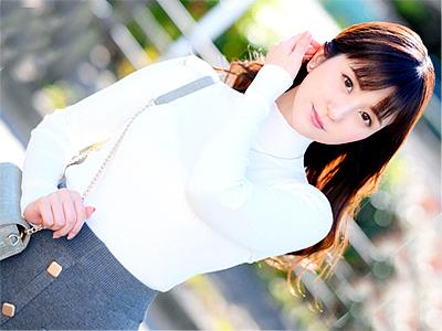 【人妻×AVデビュー】清楚介護士美人主婦がしみけんにベロキス接吻されメス顔！パイパンクンニからガチピス悶絶！
