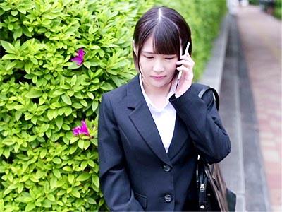 【面接×セクハラ】「言うこと聞いたら本当に採用ですか？...」内定の為に乳首責めや指マン、羞恥ファック受け入れる美少女！