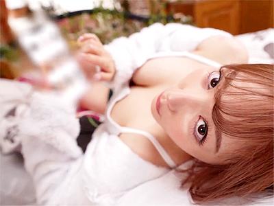 【オナサポ】美巨乳ボイン谷間を大胆胸チラで乳首責めする美少女！ベロキス接吻からの騎乗位激ファックでメス顔悶絶！
