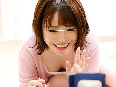 【NTR】リモートSEXでオナニーしている遠距離恋愛中の彼女...実はセフレが連れ込んでしっかり生のチンコでハメられてたｗ