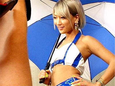 【ギャル×AIKA】激シコレースクィーンのお姉さんがカメラ小僧を誘惑して濃厚ファック！パイパンのマンコピスられ乱れるｗ