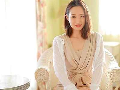 【AVデビュー×人妻】稀に見るいい女！31歳激シコ美人主婦がAV処女作で抜群ボディ晒して本気のセックスで乱れる！