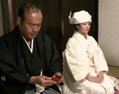 【ヘンリー塚本】新妻の淫らなおまんこは初日から試したい