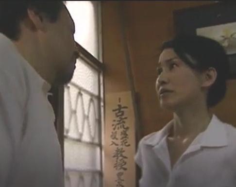 【熟女】子供のために授業お願いしている勉強が得意なおじさんと性欲が抑えられない不倫SEX